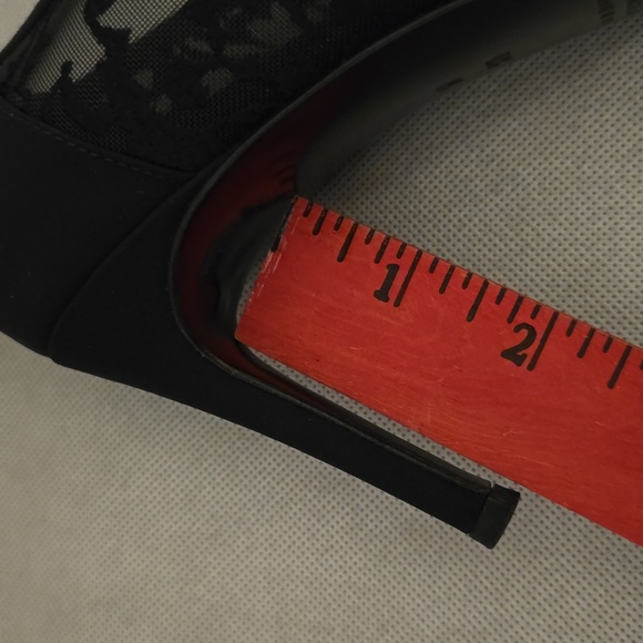 Black YSL Heels - Picture 4 of 6